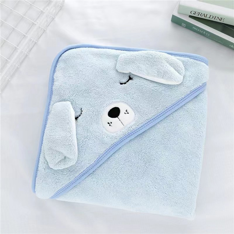 Toalha de Bichinho Infantil com Capuz