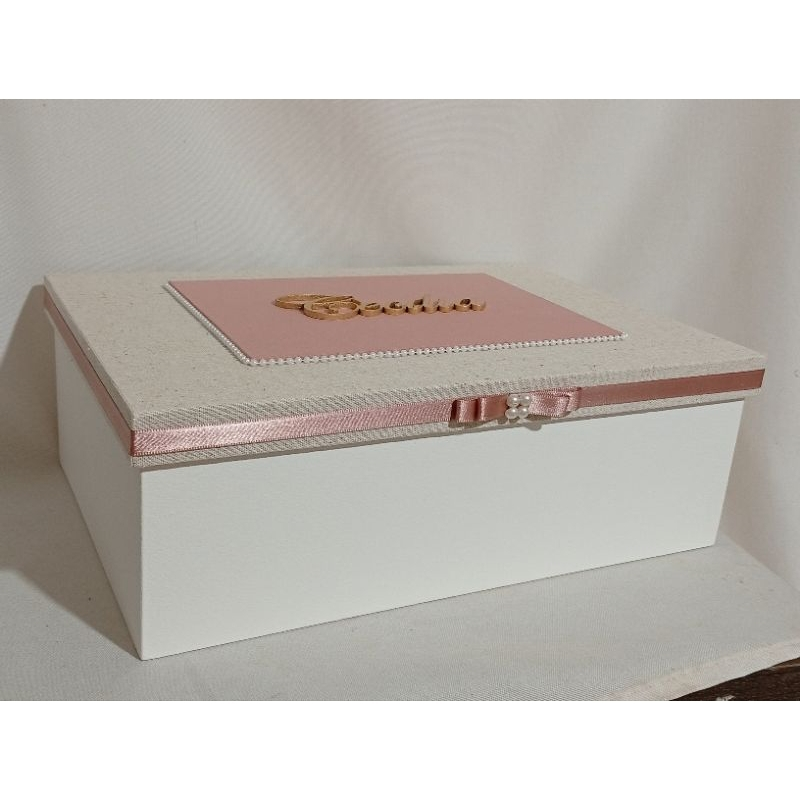 Caixa Personalizada mdf/caixa decorada/caixa mdf com nome/caixa para maternidade/caixa rose com floral/rose gold/perolas